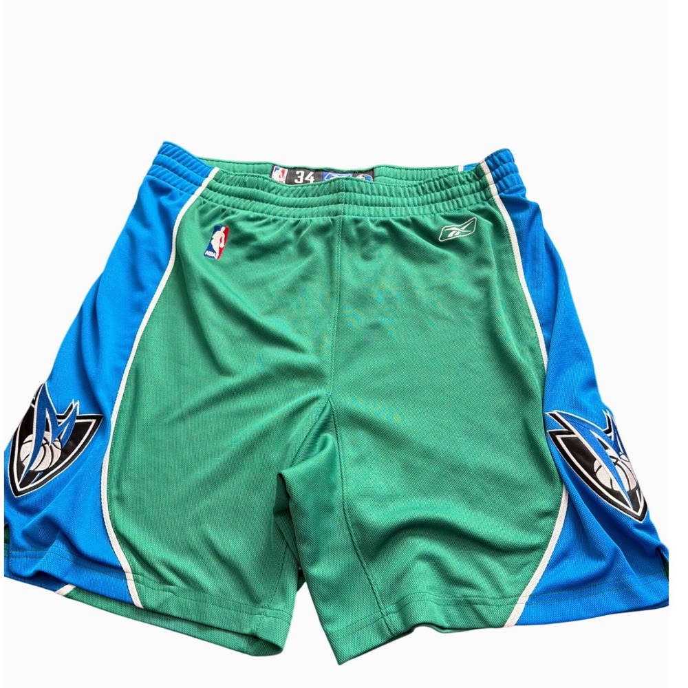 Dallas Mavericks Reebok Authentic 2006 Alternate NBA Basketball Shorts Green 34